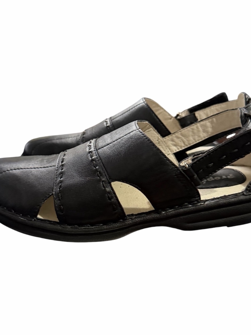 NWOB Propet Men’s Fisherman Sandals Black Leather Size 10